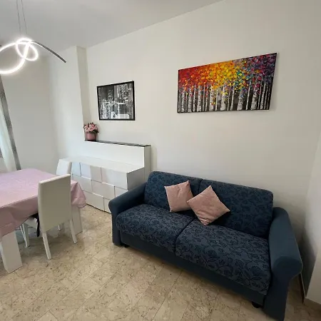 Lejlighed Casa Vittoria A Due Passi Da Milano