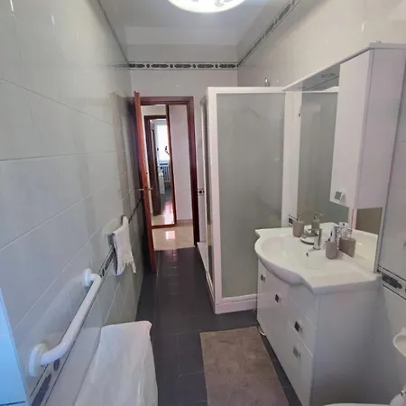 Casa Vittoria A Due Passi Da Milano * Cesano Boscone